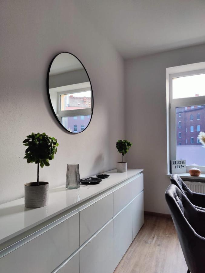 Neu Sanierte Wohnung Mit Balkon Und Stellplatz Erfurt Buitenkant foto