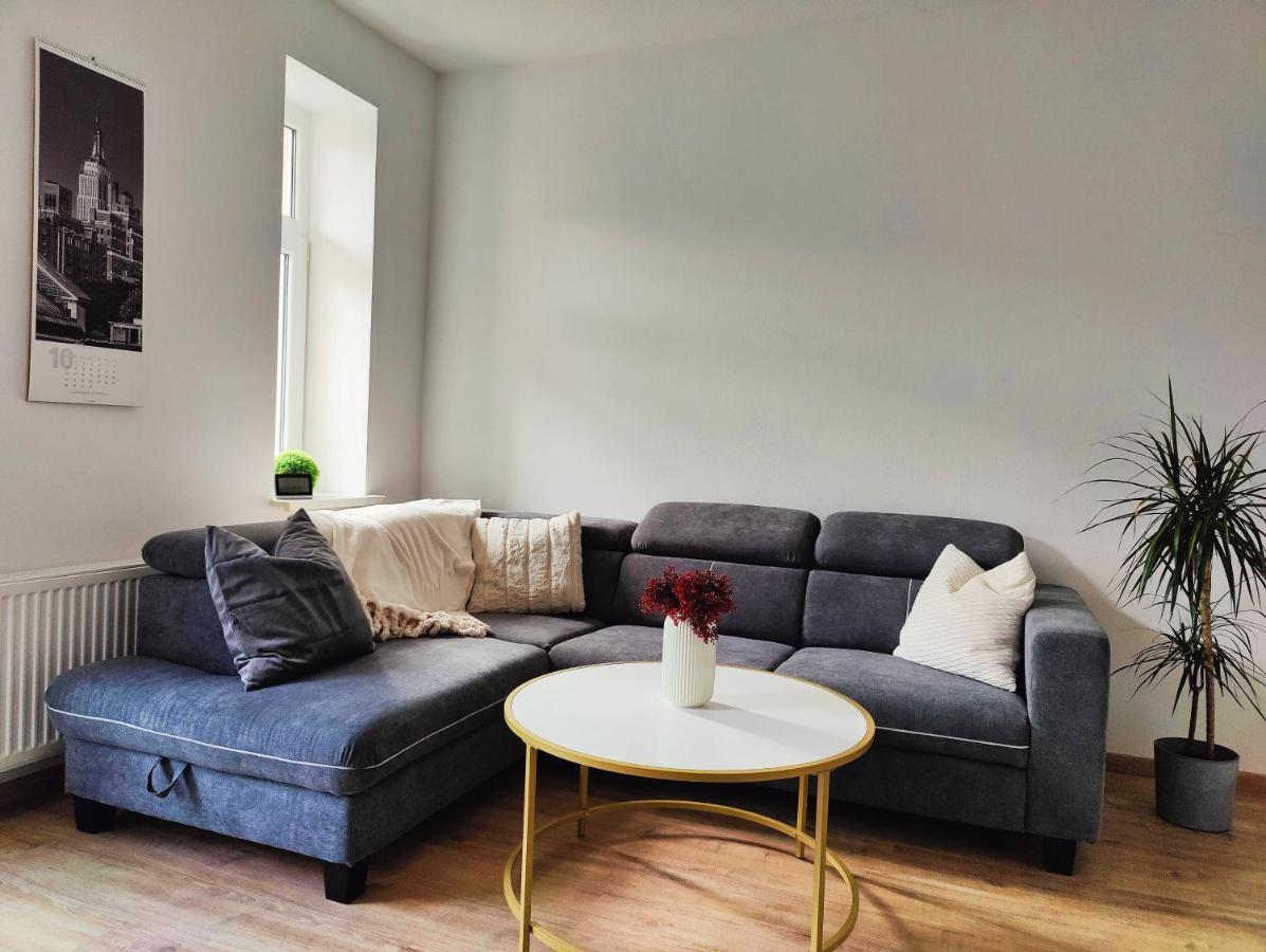 Neu Sanierte Wohnung Mit Balkon Und Stellplatz Erfurt Buitenkant foto